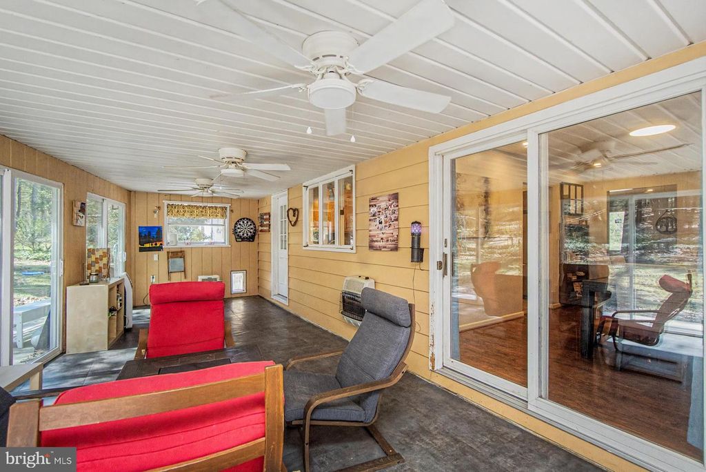 Image 65 of property listing at 20 SERFASS LN, Palmerton, PA 18071