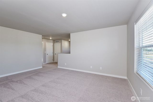 9715 Hay Street SE, Yelm, WA 98597