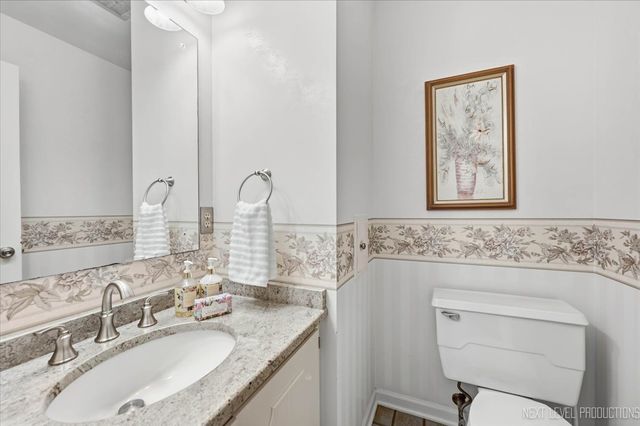 2N962 Grand Monde Drive, Elburn, IL 60119