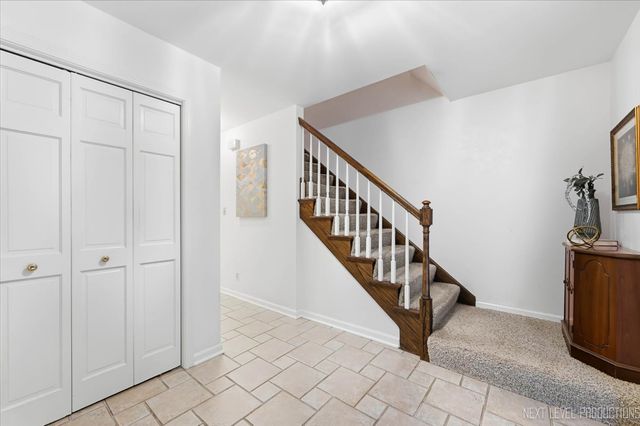 2N962 Grand Monde Drive, Elburn, IL 60119