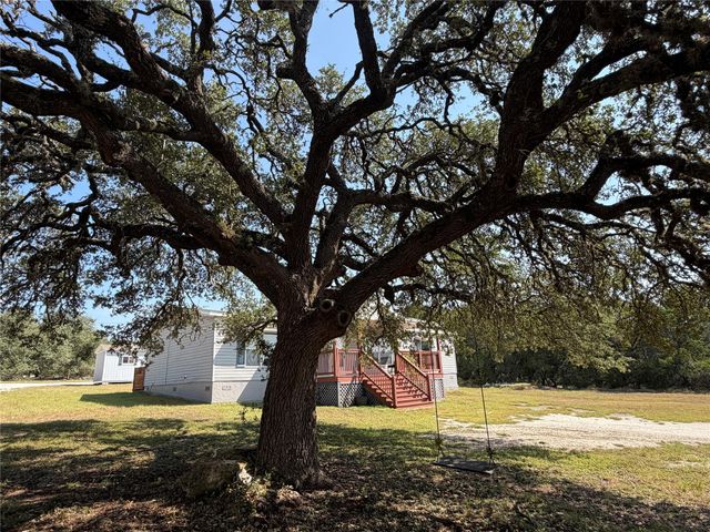 873 Lonesome TRL, Driftwood, TX 78619