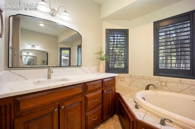 18525 Glenthorne Lane, Monument, CO 80132