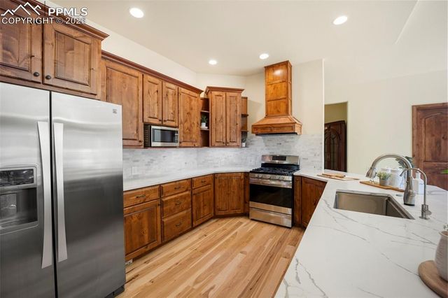 18525 Glenthorne Lane, Monument, CO 80132