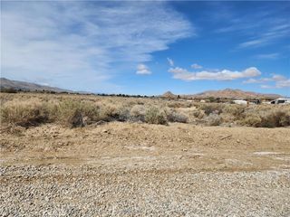 401 Ox Bow Road, Lucerne Valley, CA 92356