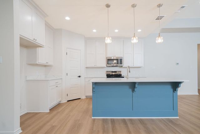 3810 Suren Way, Longview, TX 75605