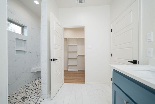 3810 Suren Way, Longview, TX 75605