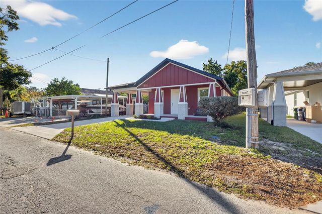 1515 E KNOLLWOOD STREET, Tampa, FL 33610