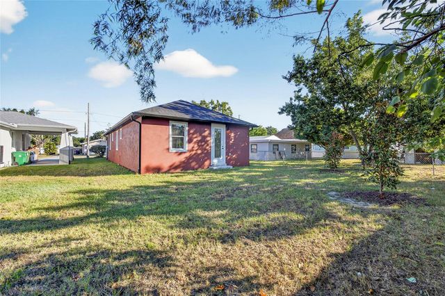 1515 E KNOLLWOOD STREET, Tampa, FL 33610