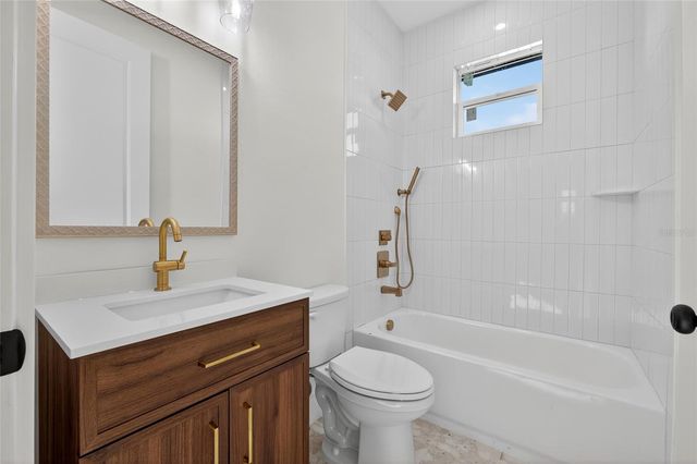 1515 E KNOLLWOOD STREET, Tampa, FL 33610