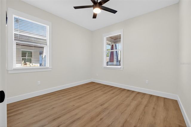 1515 E KNOLLWOOD STREET, Tampa, FL 33610