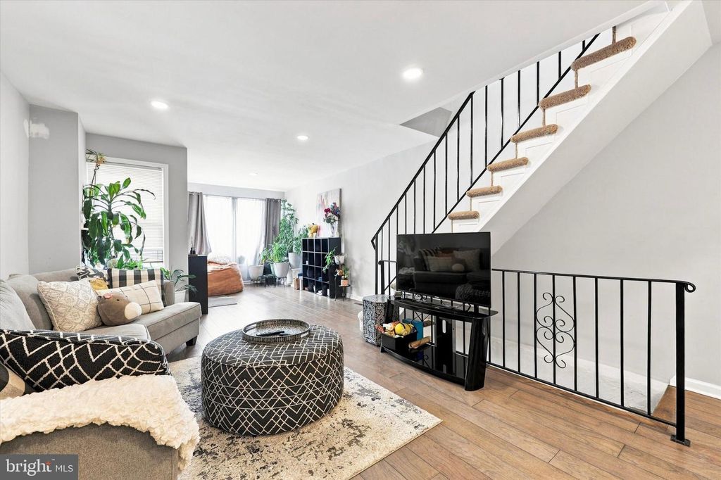 2023 N WANAMAKER ST, PHILADELPHIA, PA 19131 — photo 5