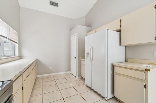 10105 SEA SPRAY PLACE, Tampa, FL 33624