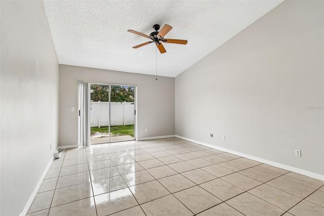 10105 SEA SPRAY PLACE, Tampa, FL 33624