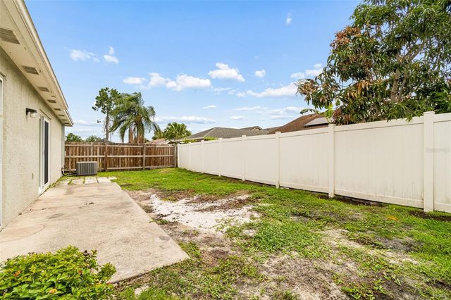 10105 SEA SPRAY PLACE, Tampa, FL 33624