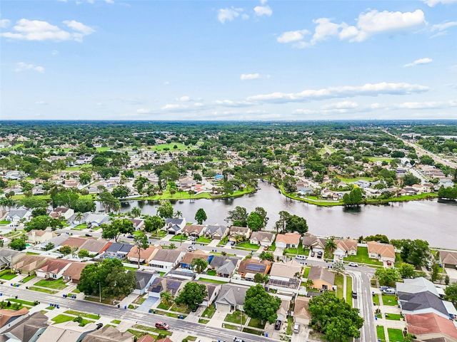10105 SEA SPRAY PLACE, Tampa, FL 33624