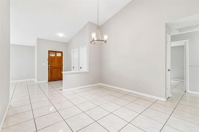 10105 SEA SPRAY PLACE, Tampa, FL 33624