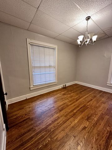 1015 Madison St, Clarksville, TN 37040