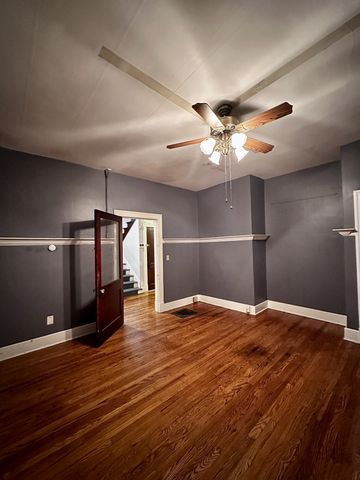 1015 Madison St, Clarksville, TN 37040