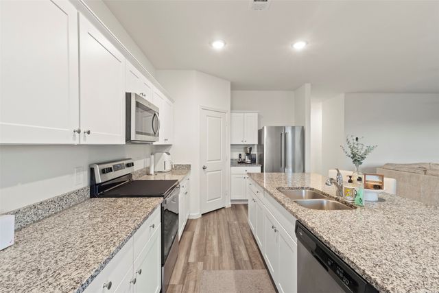 1645 Shadow Hawk Drive, Fort Worth, TX 76052