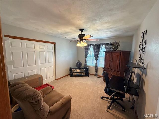 967 Dunberry Drive, Shiloh, IL 62269