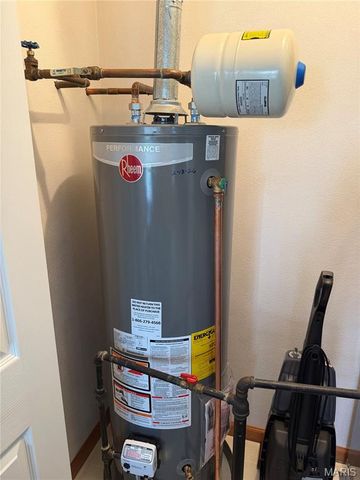 967 Dunberry Drive, Shiloh, IL 62269