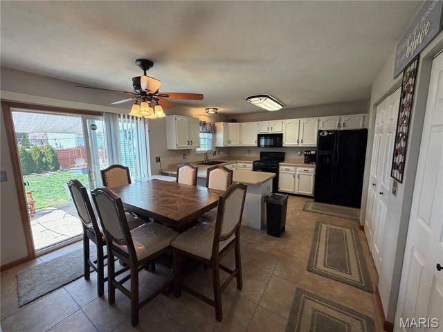 967 Dunberry Drive, Shiloh, IL 62269