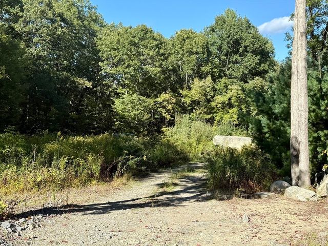 20 Nature Vw Dr, Wrentham, MA 02093