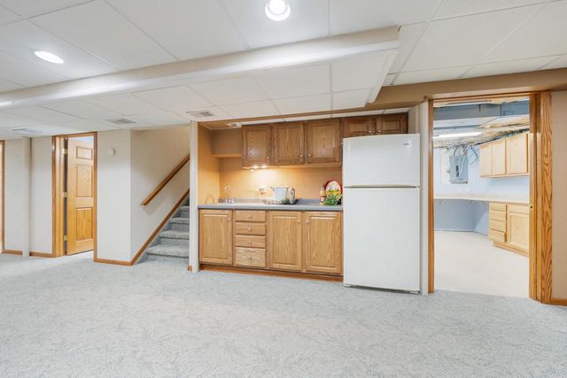 507 E SYLVAN AVENUE, Appleton, WI 54915