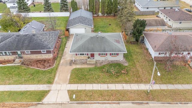 507 E SYLVAN AVENUE, Appleton, WI 54915