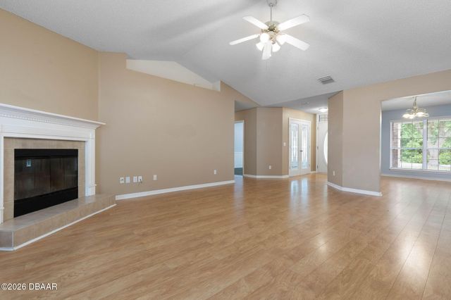 84 Brunswick Lane, Palm Coast, FL 32137