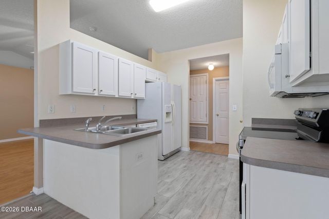 84 Brunswick Lane, Palm Coast, FL 32137