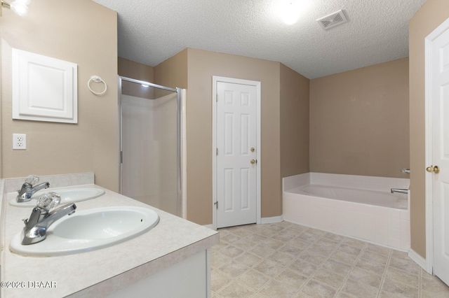 84 Brunswick Lane, Palm Coast, FL 32137