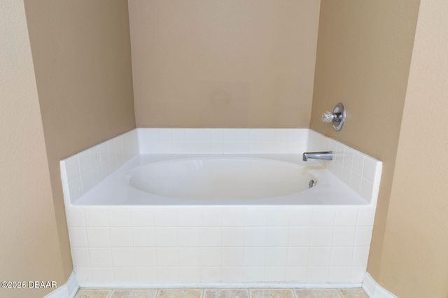 84 Brunswick Lane, Palm Coast, FL 32137
