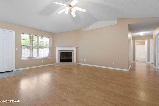 84 Brunswick Lane, Palm Coast, FL 32137
