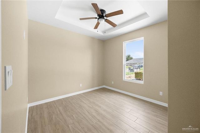 1019 W Garfield Avenue, Alton, TX 78573