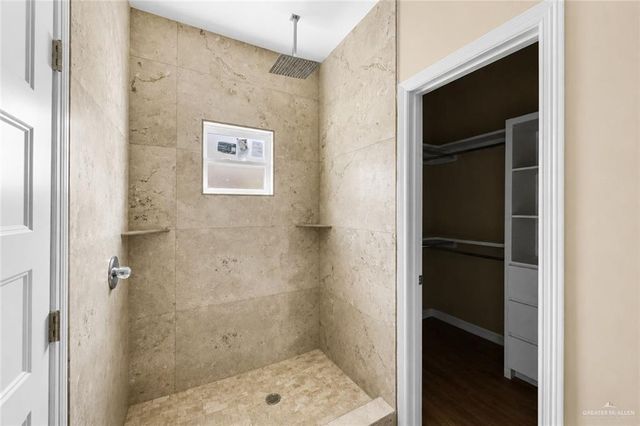 1019 W Garfield Avenue, Alton, TX 78573