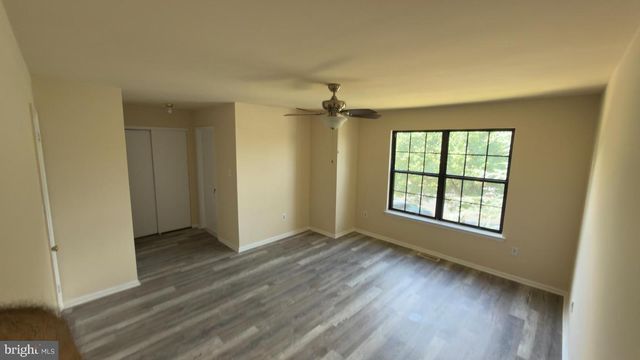 224 CROWN PRINCE DR, Marlton, NJ 08053