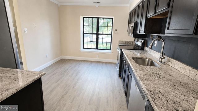 224 CROWN PRINCE DR, Marlton, NJ 08053