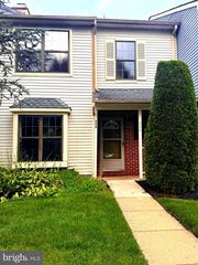 224 CROWN PRINCE DR, Marlton, NJ 08053