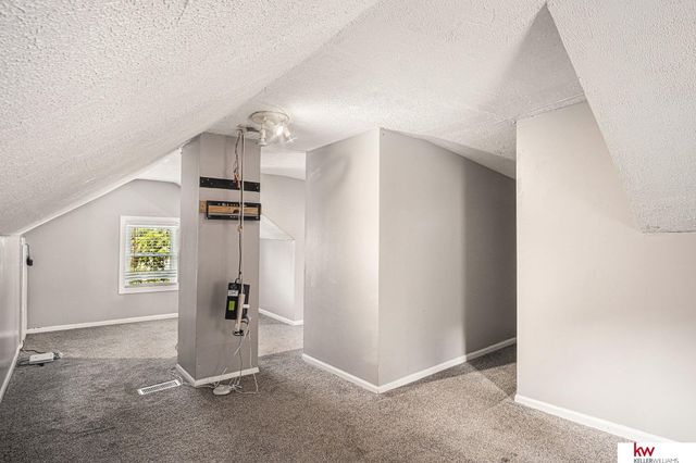 2816 Monroe Street, Omaha, NE 68107