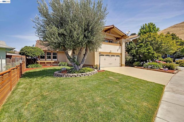250 Melendez Avenue, Fremont, CA 94539