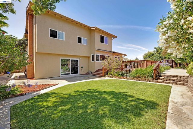 250 Melendez Avenue, Fremont, CA 94539