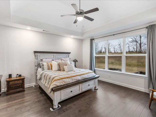 14554 KENNER PLACE DR, Olive Branch, MS 38654