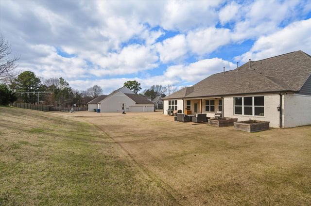 14554 KENNER PLACE DR, Olive Branch, MS 38654