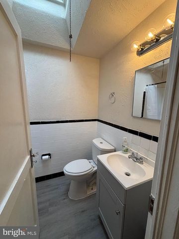 409 CHERRY ST, Clifton Heights, PA 19018