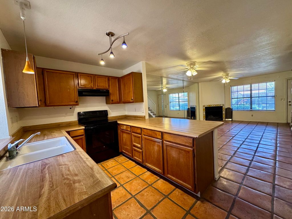 5704 E AIRE LIBRE Avenue 1101, Scottsdale, AZ 85254