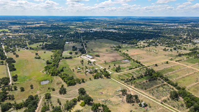 1226 Texas Street, Rockdale, TX 76567
