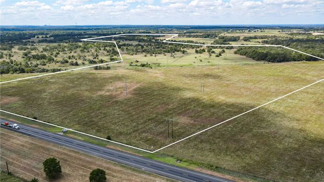 1226 Texas Street, Rockdale, TX 76567