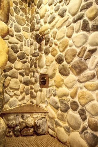 202 Woodland Drive, Krugerville, TX 76227