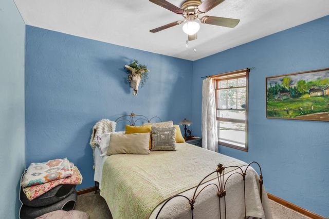 10508 Kentucky Avenue, Sugar Creek, MO 64054
